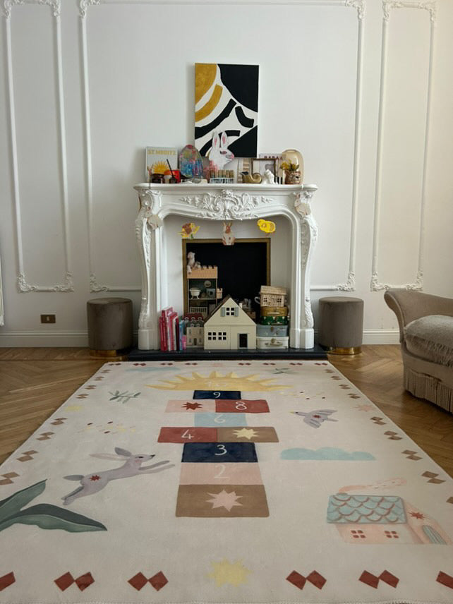 HUEPPI BUNNY HOPS SUN POPS HOPSCOTCH RUG