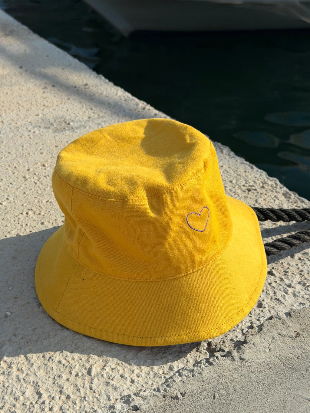 KORABON Sunshine reversible Bucket ~ Adult