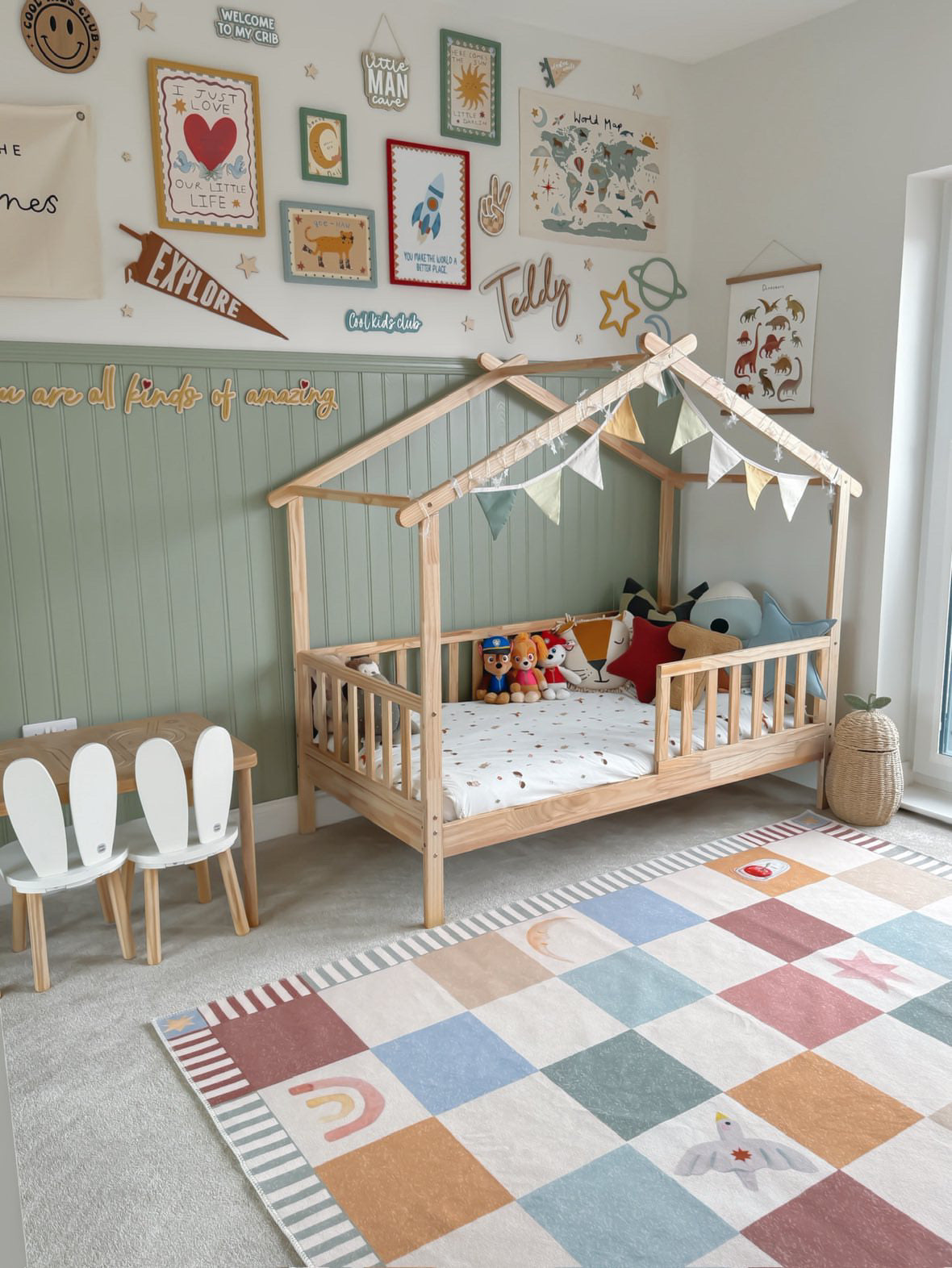 HUEPPI PATCH & PLAY CHECKMATE RUG