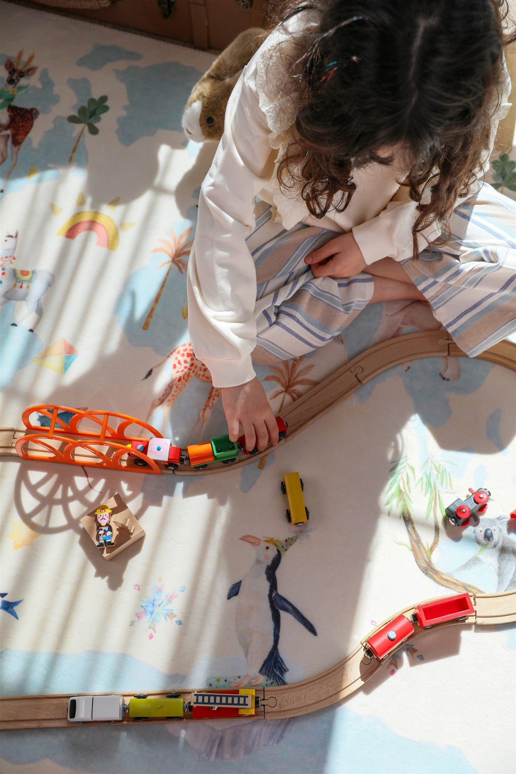 HUEPPI AROUND THE WORLD RUG