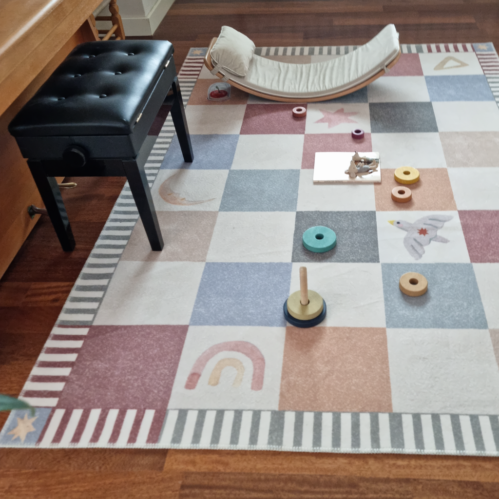 HUEPPI PATCH & PLAY CHECKMATE RUG
